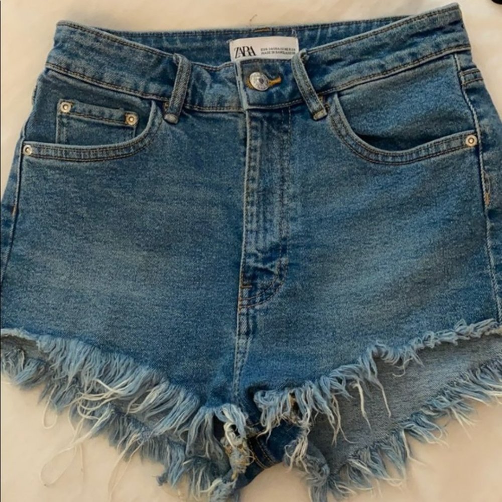 Zara High-Waisted Jean shorts